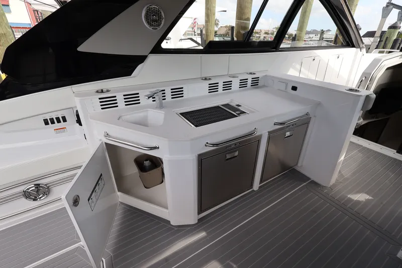 Slide: The Image of Cruisers Yachts 42 GLS Outboard 2026 - 17