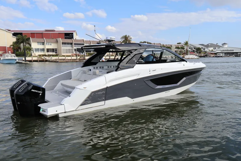 Slide: The Image of Cruisers Yachts 42 GLS Outboard 2026 - 6