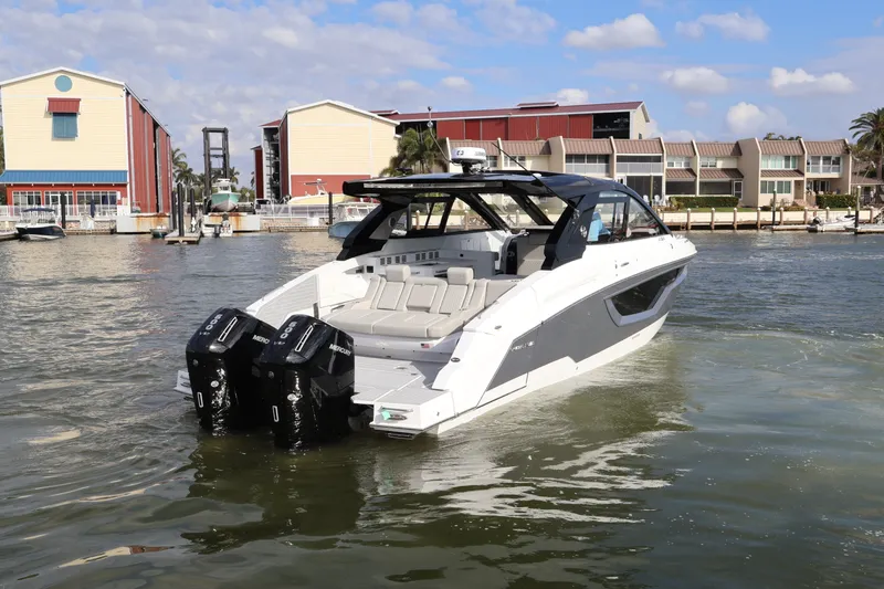 Slide: The Image of Cruisers Yachts 42 GLS Outboard 2026 - 8