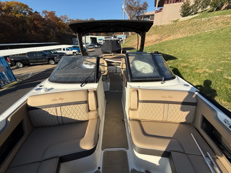 Slide: The Image of Sea Ray 310 SLX 2017 - 13