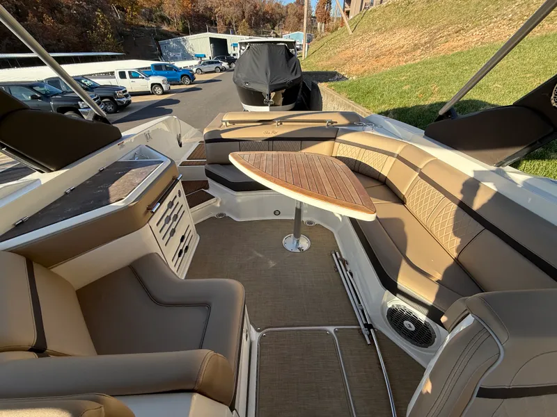 Slide: The Image of Sea Ray 310 SLX 2017 - 20