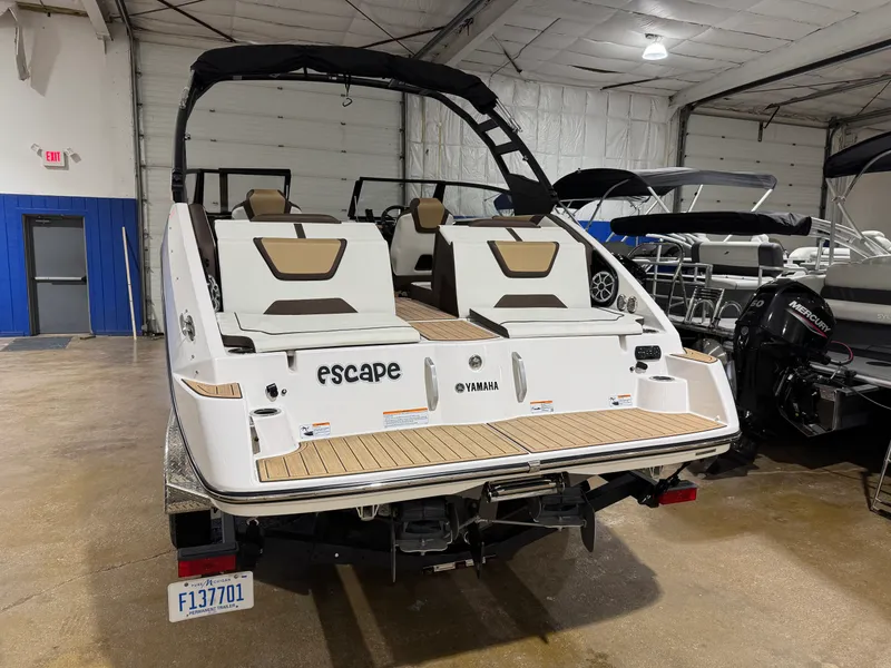 Slide: The Image of Yamaha 222SE 2023 - 10