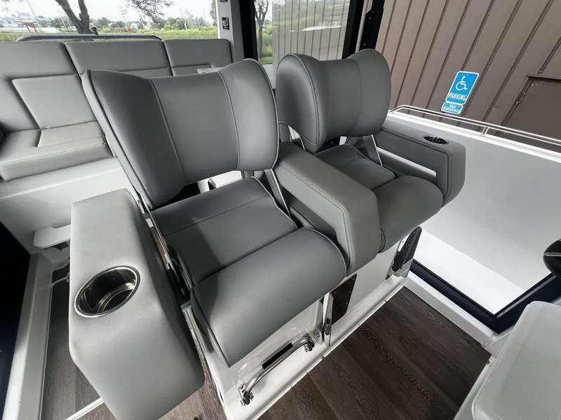 Slide: The Image of Cruisers 38 VTR EC 2026 - 15