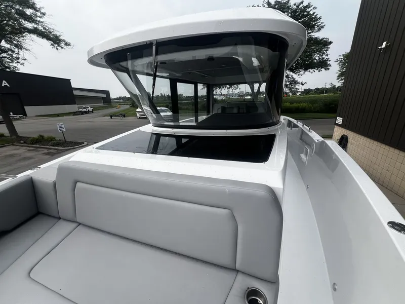 Slide: The Image of Cruisers 38 VTR EC 2026 - 21
