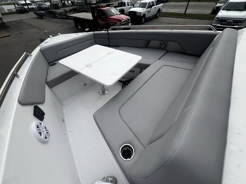 Slide: The Image of Cruisers 38 VTR EC 2026 - 20