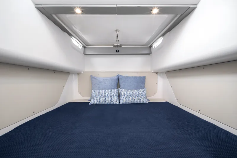 Slide: The Image of Cruisers Yachts 38 VTR EC 2026 - 33