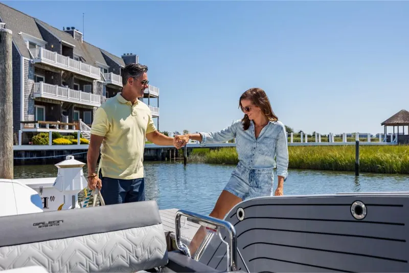 Slide: The Image of Galeon 375 GTO 2025 - 112