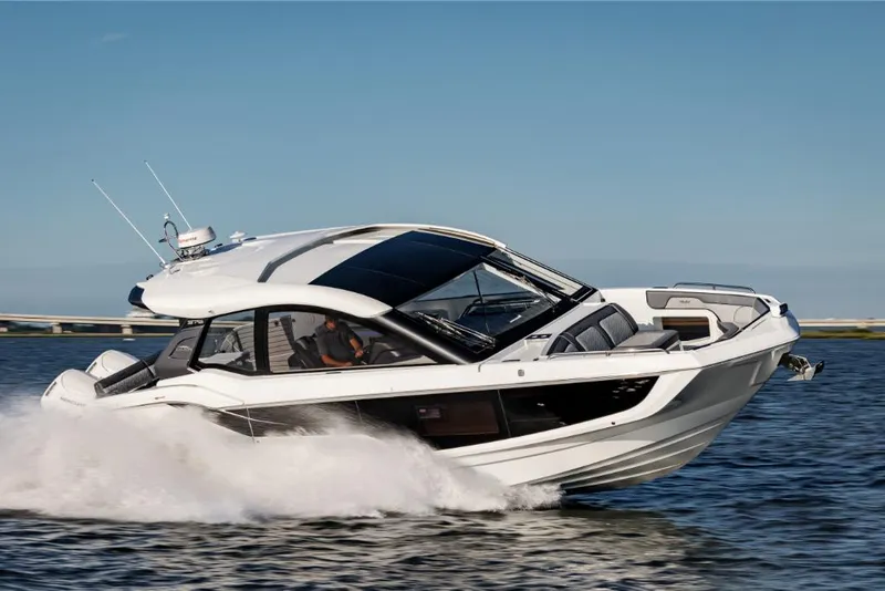 Slide: The Image of Galeon 375 GTO 2025 - 2