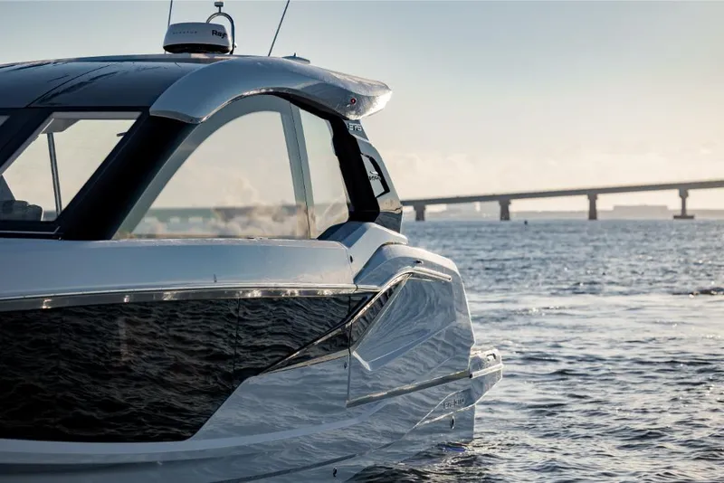 Slide: The Image of Galeon 375 GTO 2025 - 215