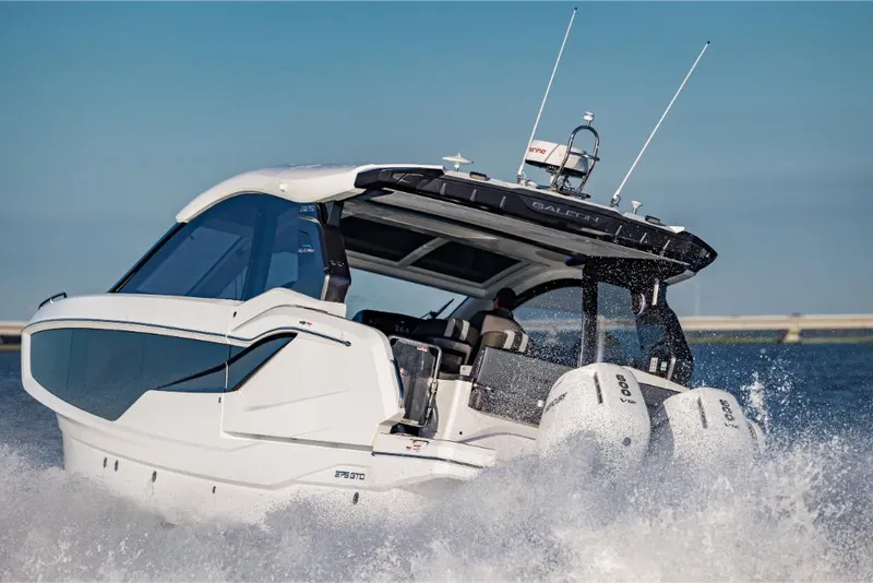 Slide: The Image of Galeon 375 GTO 2025 - 229