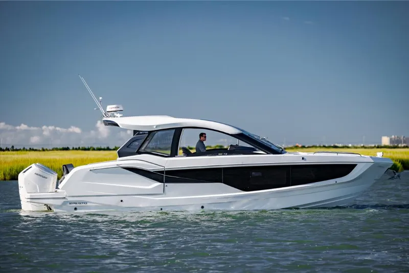 Slide: The Image of Galeon 375 GTO 2025 - 247