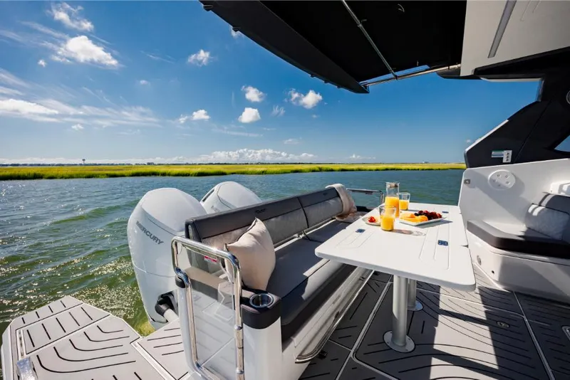 Slide: The Image of Galeon 375 GTO 2025 - 259