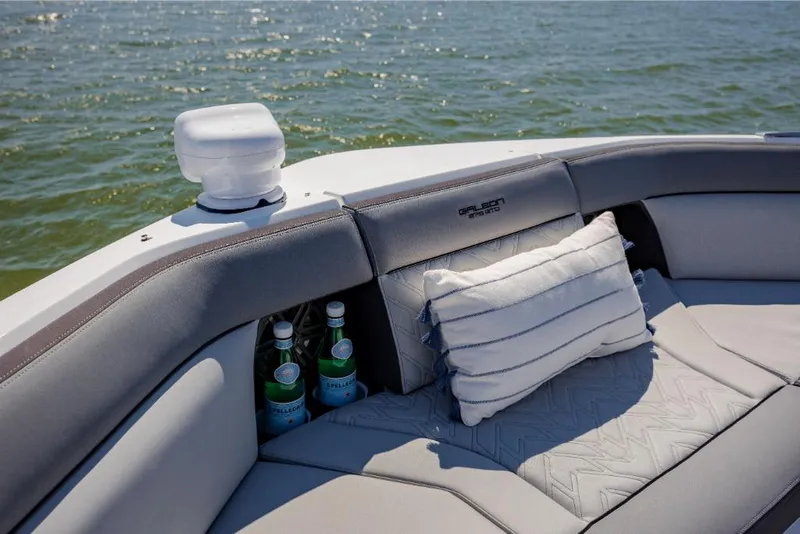 Slide: The Image of Galeon 375 GTO 2025 - 277