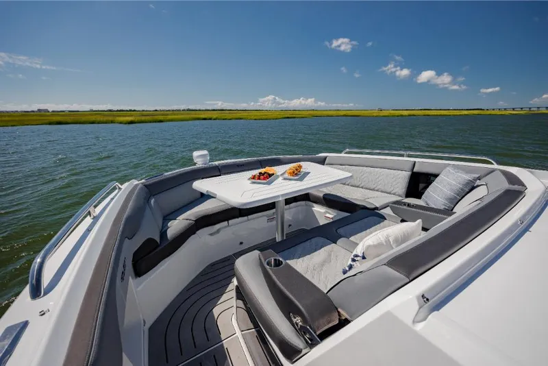 Slide: The Image of Galeon 375 GTO 2025 - 283