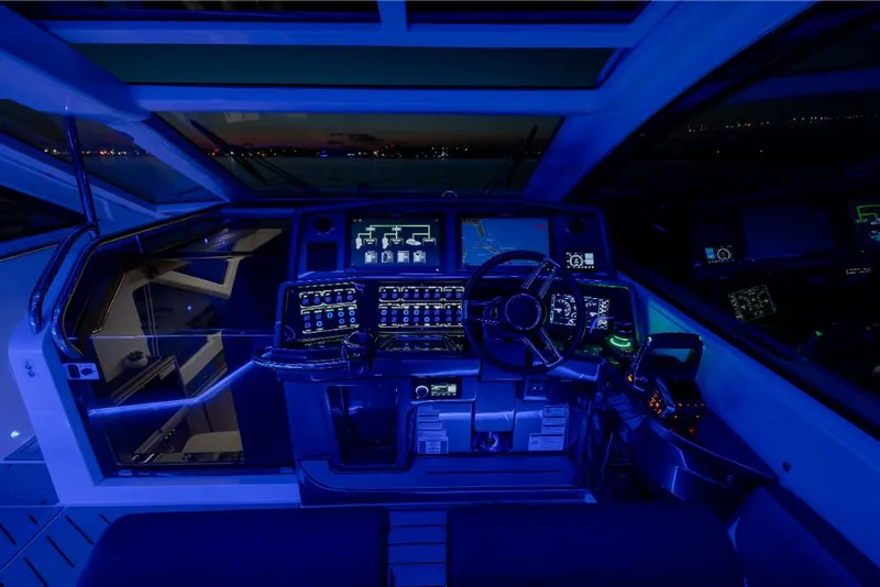 Slide: The Image of Galeon 375 GTO 2025 - 56