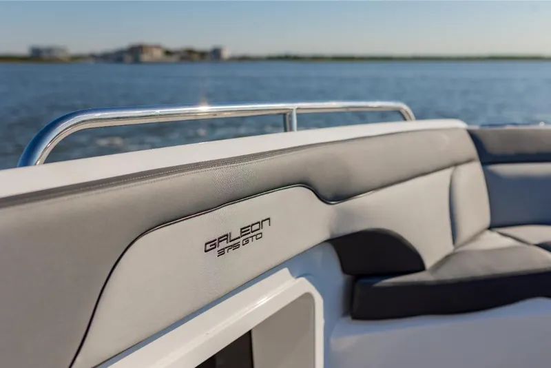 Slide: The Image of Galeon 375 GTO 2025 - 80