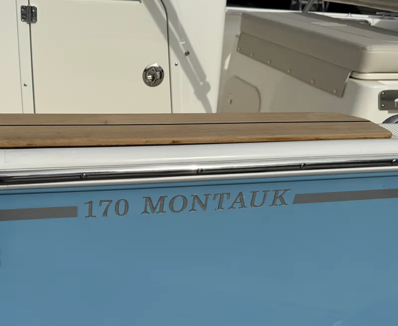 Slide: The Image of Boston Whaler 170 Montauk 2026 - 3
