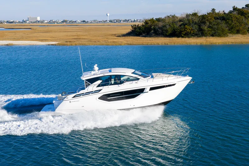 Slide: The Image of Cruisers Yachts 42 Cantius 2024 - 6