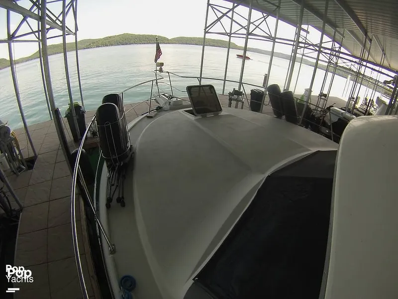 Slide: The Image of Carver 370 Aft Cabin 1995 - 13904611