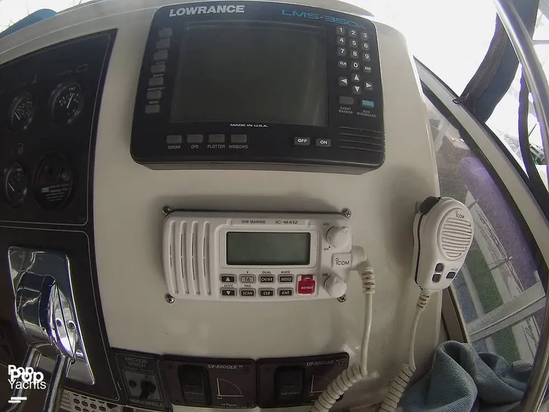 Slide: The Image of Carver 370 Aft Cabin 1995 - 13904560