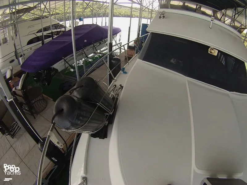 Slide: The Image of Carver Yachts 370 Aft Cabin 1995 - 13904613