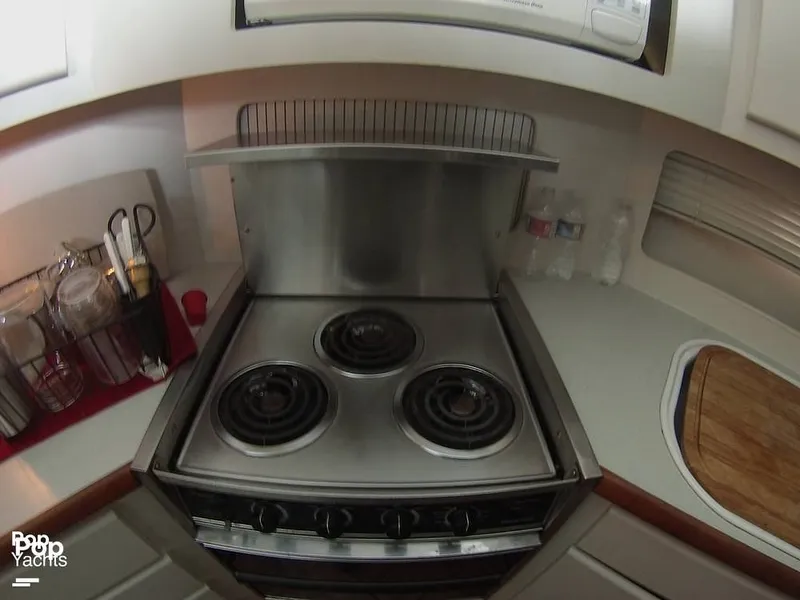 Slide: The Image of Carver Yachts 370 Aft Cabin 1995 - 13904595