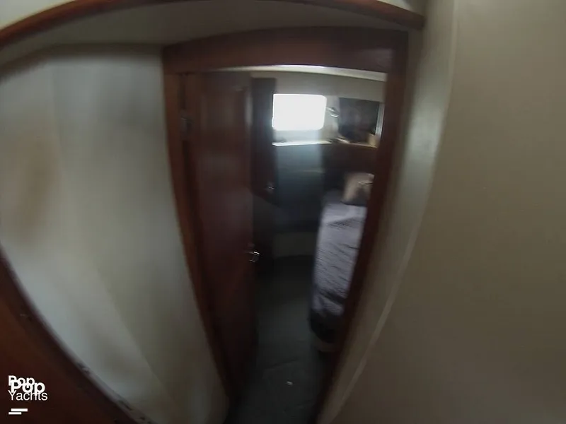 Slide: The Image of Carver Yachts 370 Aft Cabin 1995 - 13904602