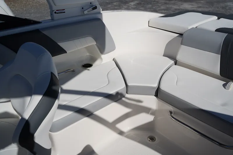Slide: The Image of Chaparral 23 SSI OB 2026 - 29
