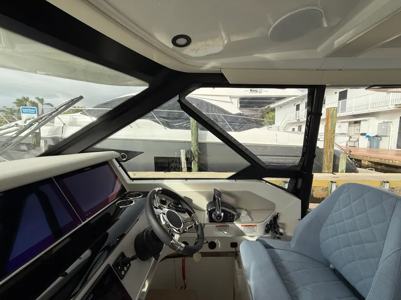 Slide: The Image of Saxdor 400 GTO 2026 - 19