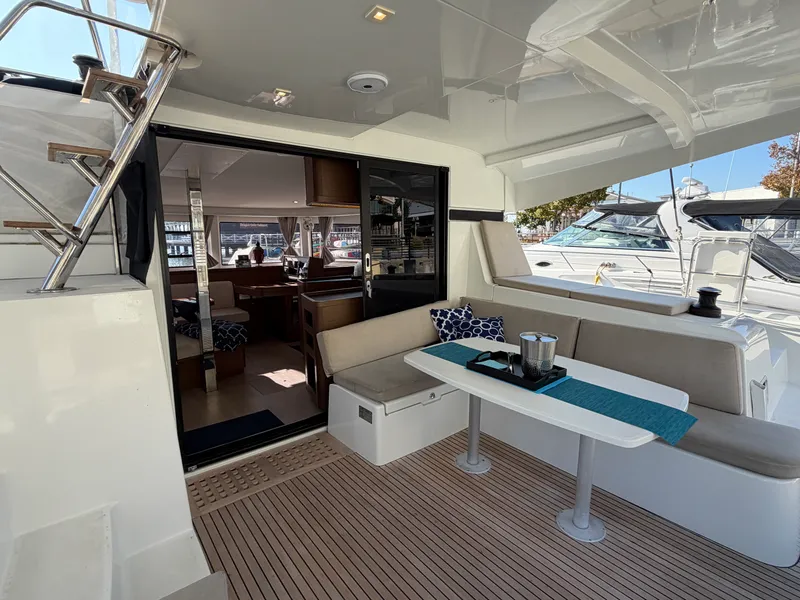 Slide: The Image of Lagoon 42 2021 - 9