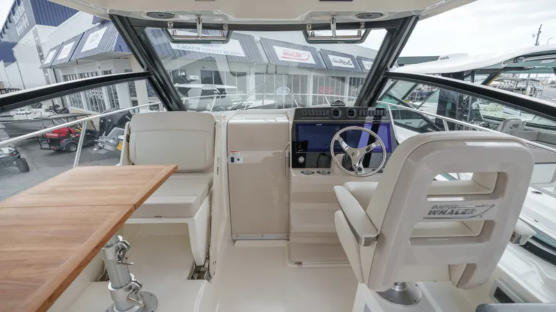 Slide: The Image of Boston Whaler 325 Conquest 2026 - 17