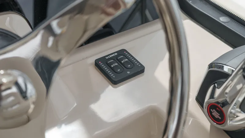 Slide: The Image of Boston Whaler 325 Conquest 2026 - 28