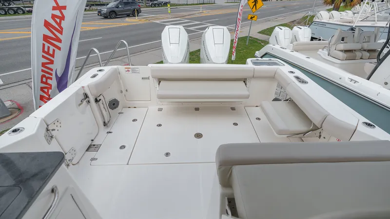 Slide: The Image of Boston Whaler 325 Conquest 2026 - 56