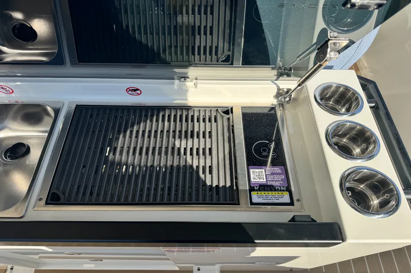 Slide: The Image of Saxdor 320 GTO 2026 - 17