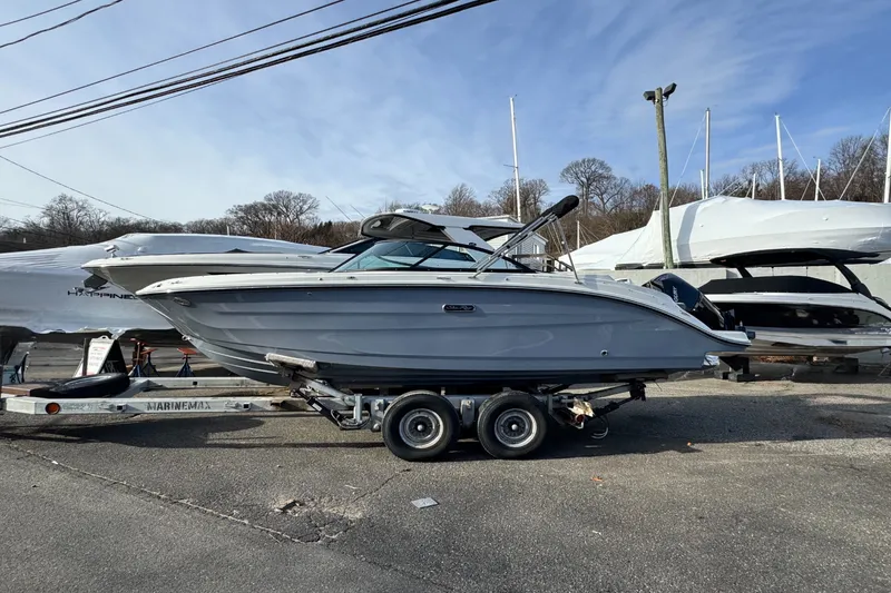 The Image of Sea Ray SDX 230 Outboard 2026 - 0