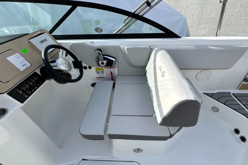 Slide: The Image of Sea Ray SDX 230 Outboard 2026 - 24