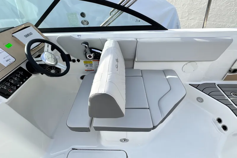 Slide: The Image of Sea Ray SDX 230 Outboard 2026 - 25