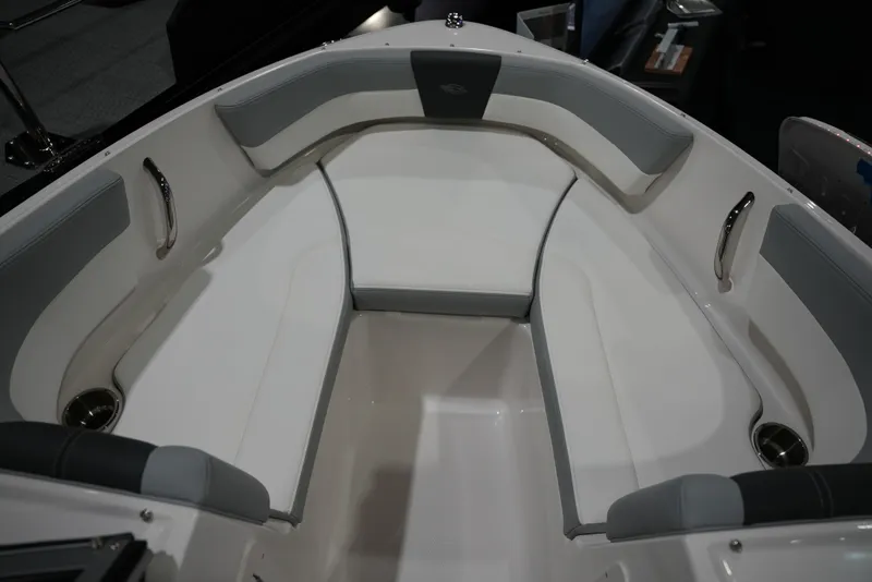 Slide: The Image of Chaparral 19 SSI OB 2026 - 33