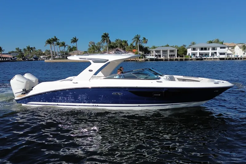 Slide: The Image of Sea Ray SLX 350 Outboard 2026 - 2