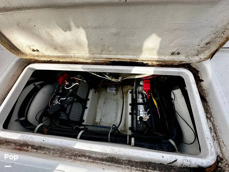 Slide: The Image of Batteries - Engine - 13972621