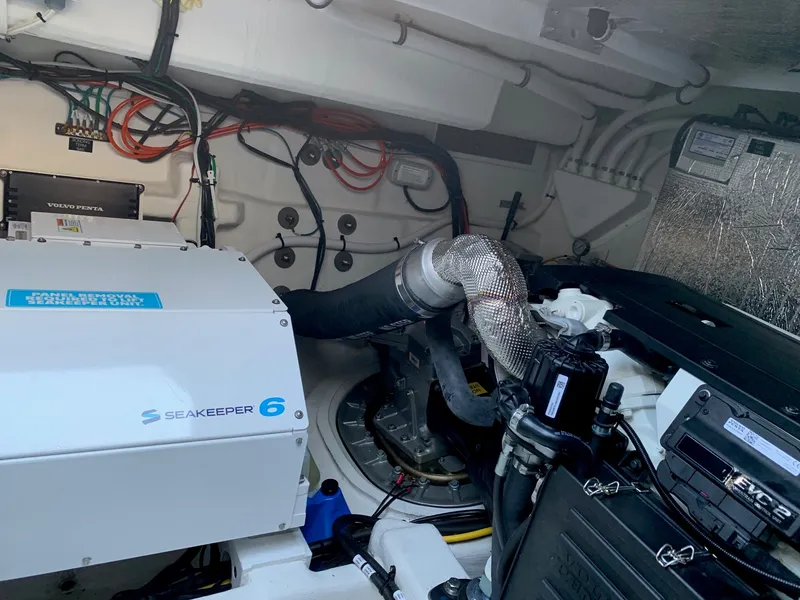 Slide: The Image of Cruisers Yachts 42 CANTIUS 2022 - 23