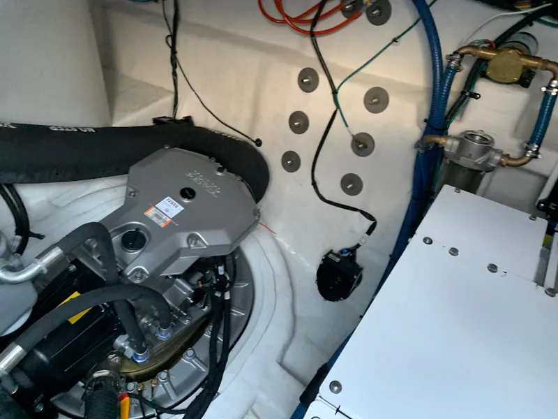 Slide: The Image of Cruisers Yachts 42 CANTIUS 2022 - 24