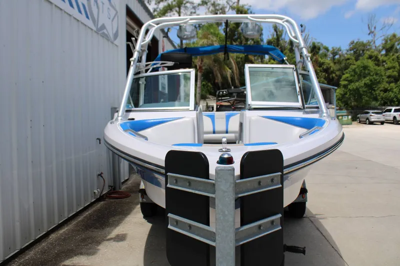 Slide: The Image of Nautique 210 Team 2008 - 2