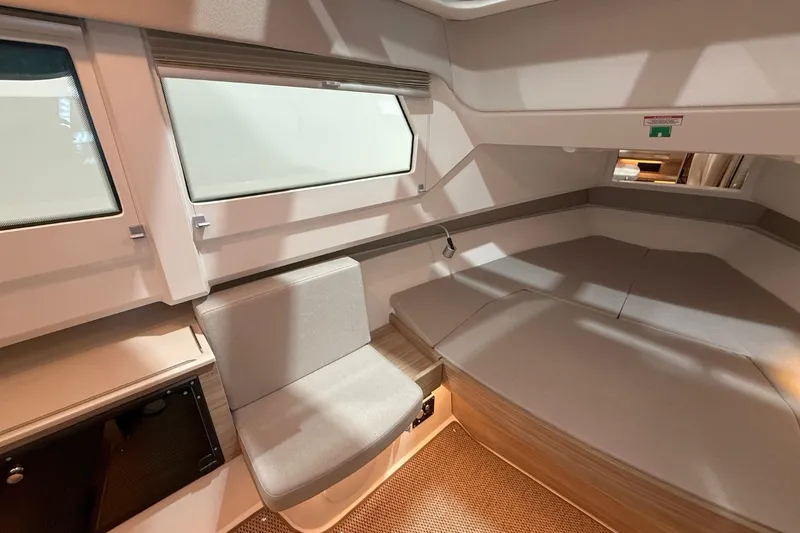 Slide: The Image of Saxdor 320 GTO 2026 - 33