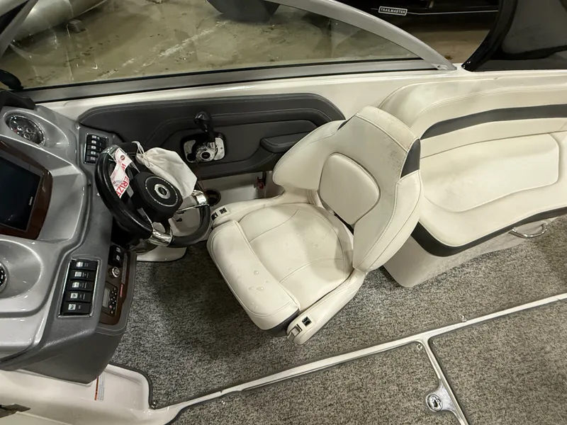 Slide: The Image of Chaparral SUNESTA 264 2015 - 17