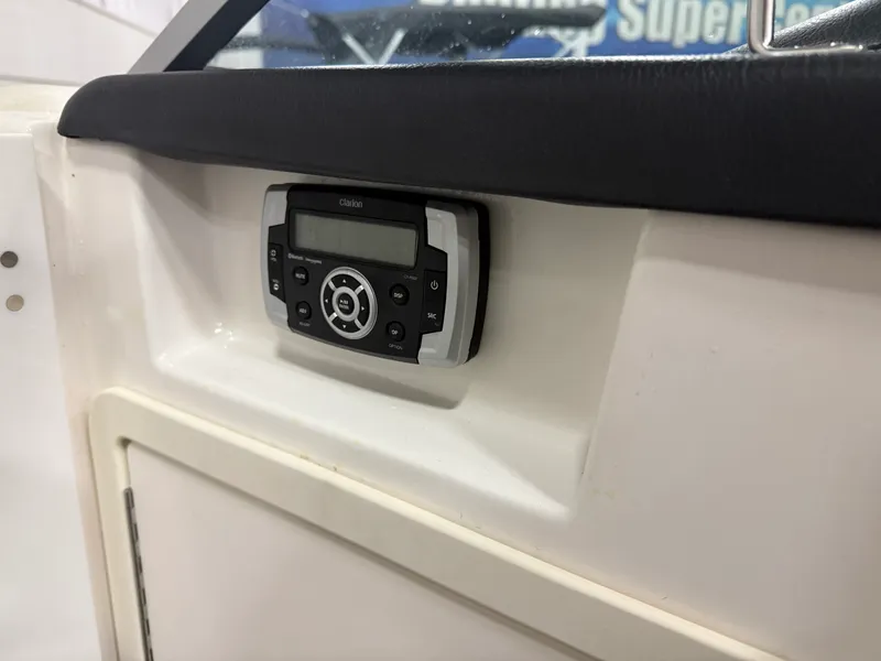 Slide: The Image of Chaparral SUNESTA 264 2015 - 20