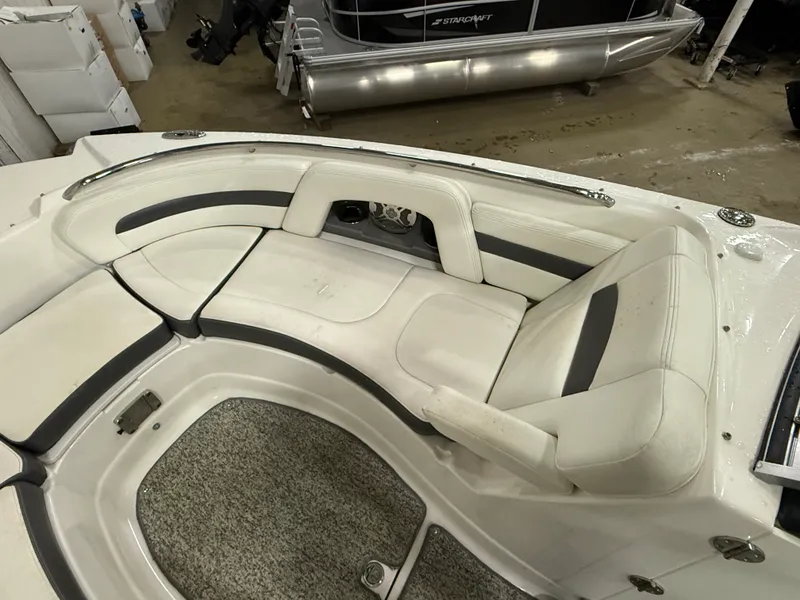 Slide: The Image of Chaparral SUNESTA 264 2015 - 22