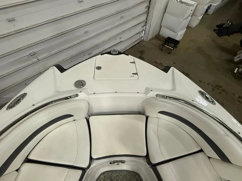 Slide: The Image of Chaparral SUNESTA 264 2015 - 24