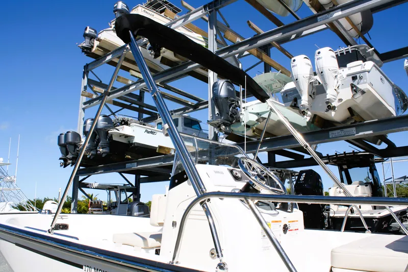 Slide: The Image of Boston Whaler 170 Montauk 2026 - 22