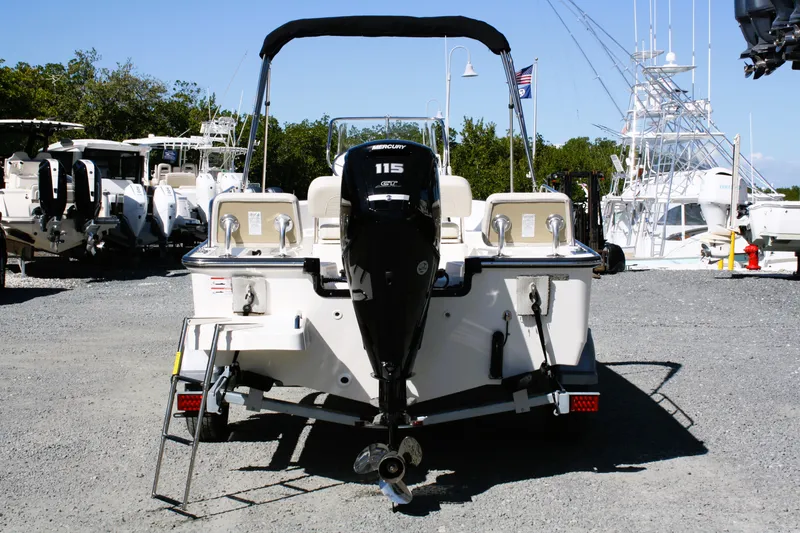 Slide: The Image of Boston Whaler 170 Montauk 2026 - 3